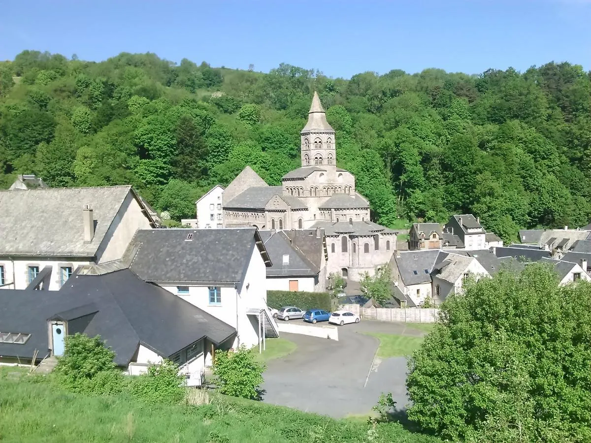 Tulipe, Appartement 5 Personnes, Entre Sancy Et Volcans D'Auvergne Orcival 0*,